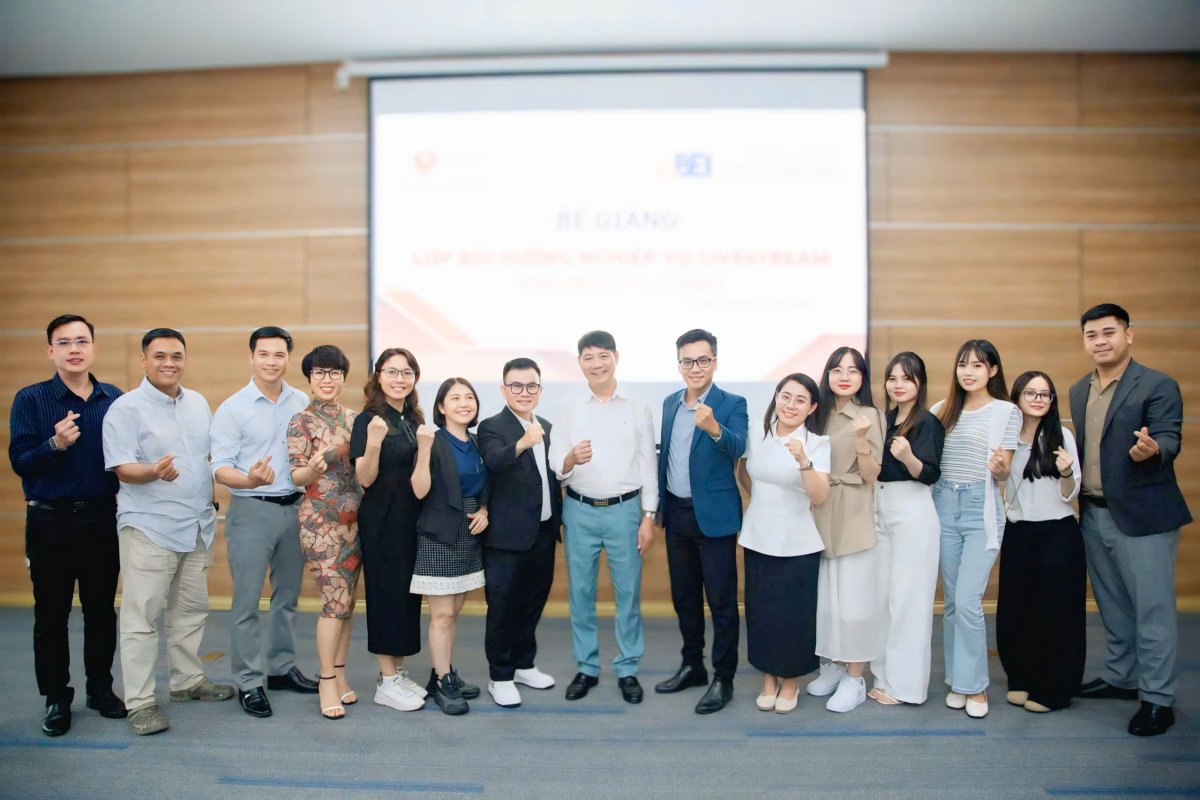 IHRAI tham dự “Lớp bồi dưỡng nghiệp vụ Livestream – Khóa 06”: Góp phần chuẩn hóa năng lực nghề nghiệp trong lĩnh vực sáng tạo nội dung số